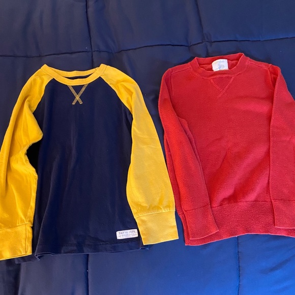Multiples Other - Lot of 2 boys tops size 4/5